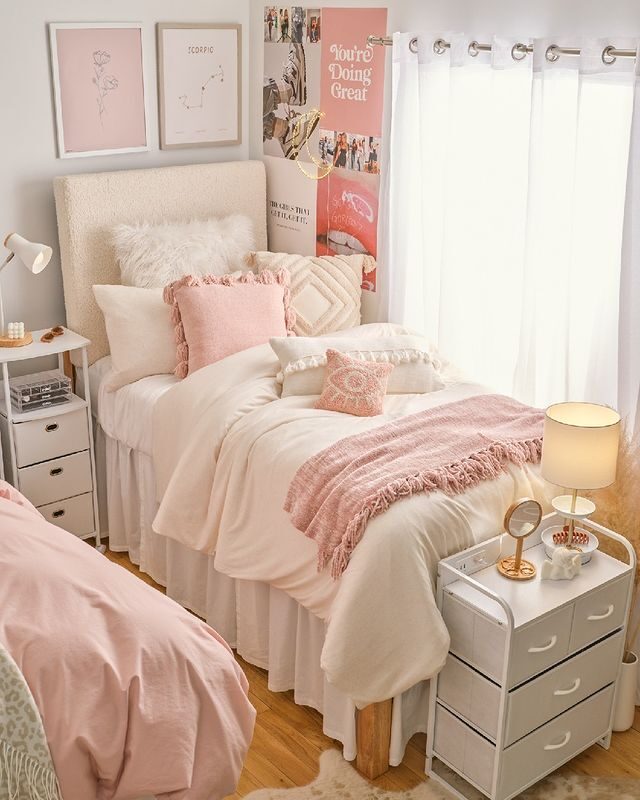 21 Pink Perfection: Transform Your Dorm Room with These Ideas