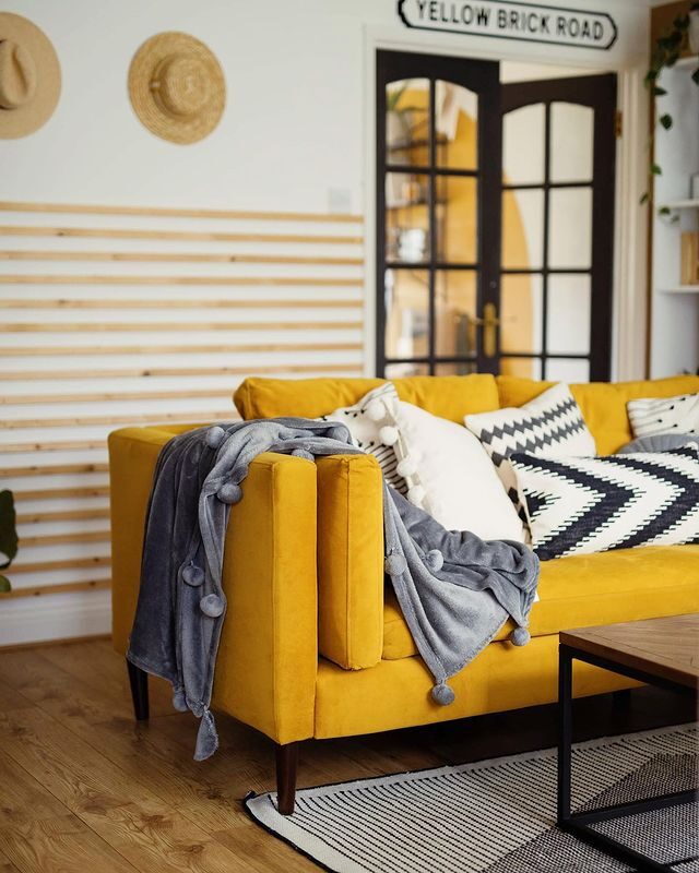 25 Inspiring Yellow Couch Living Room Ideas for a Cheerful Home