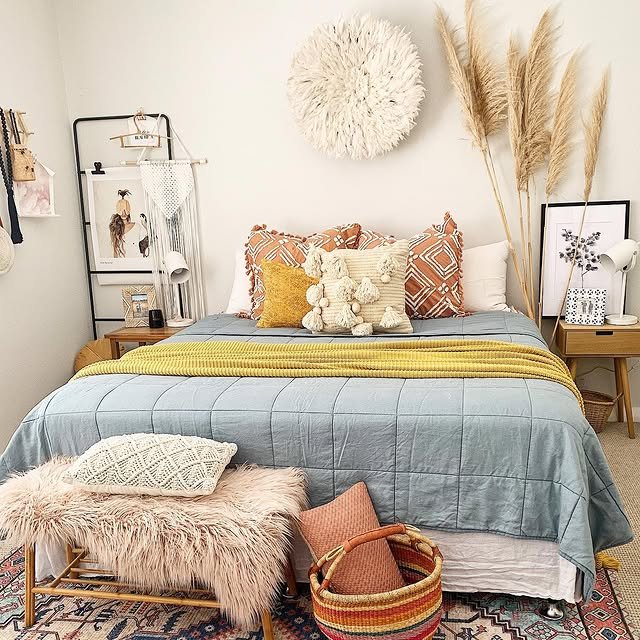 15 Eclectic Bedroom Ideas That Celebrate the Art of Unexpected Combinations